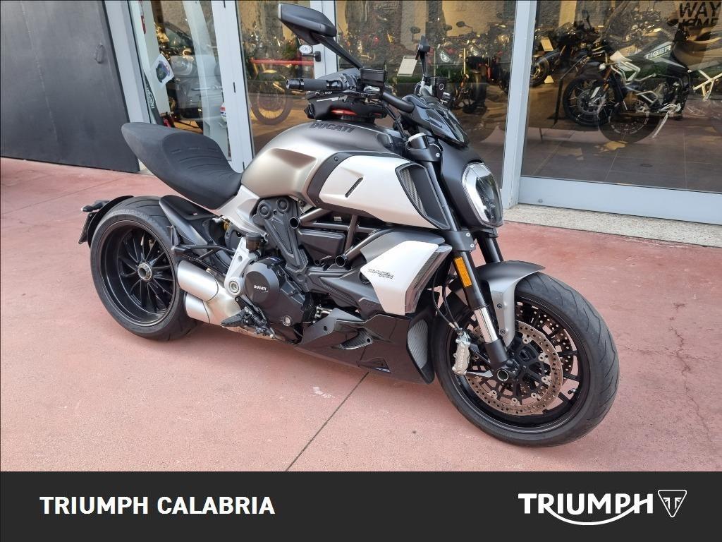 DUCATI Diavel 1260 Sandstone Grey