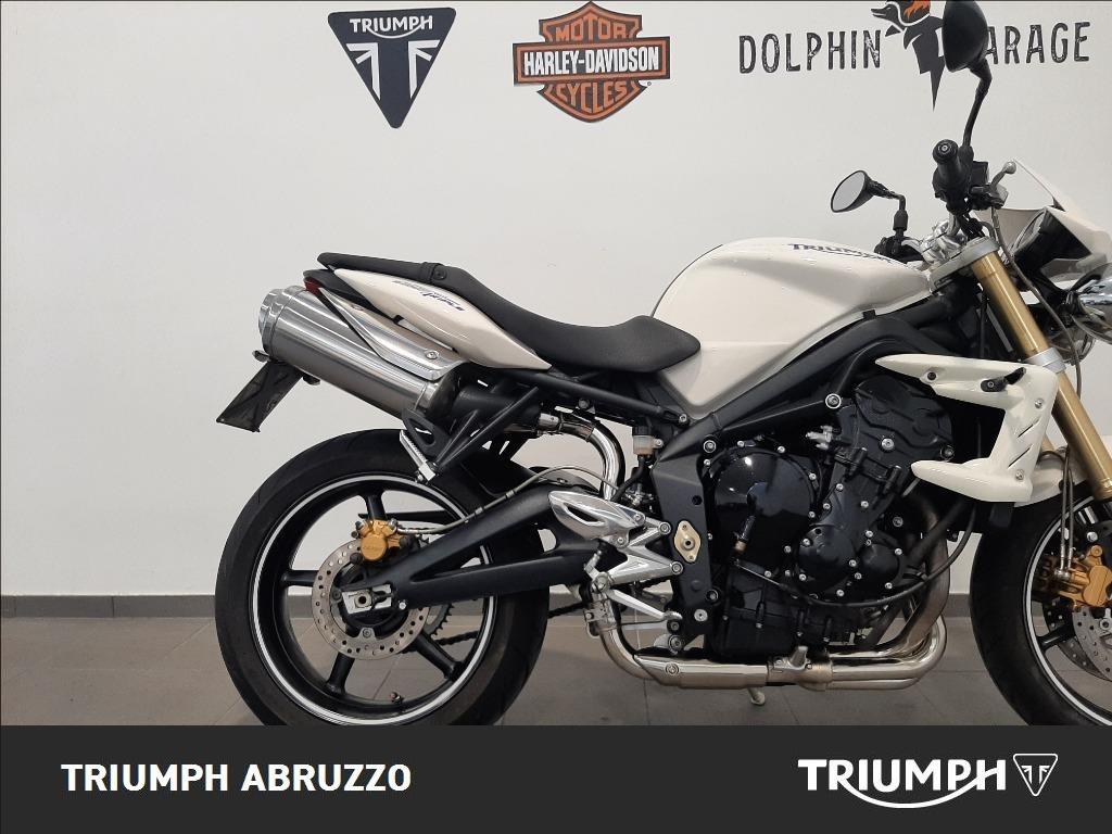 TRIUMPH Street Triple 675 
