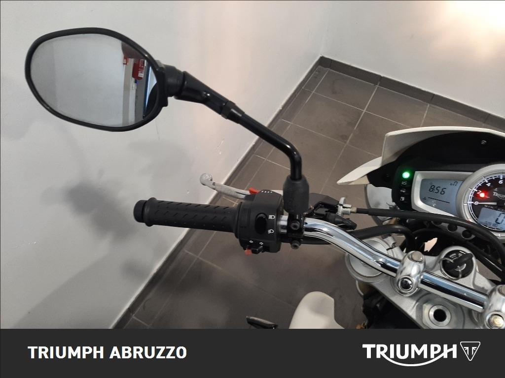 TRIUMPH Street Triple 675 