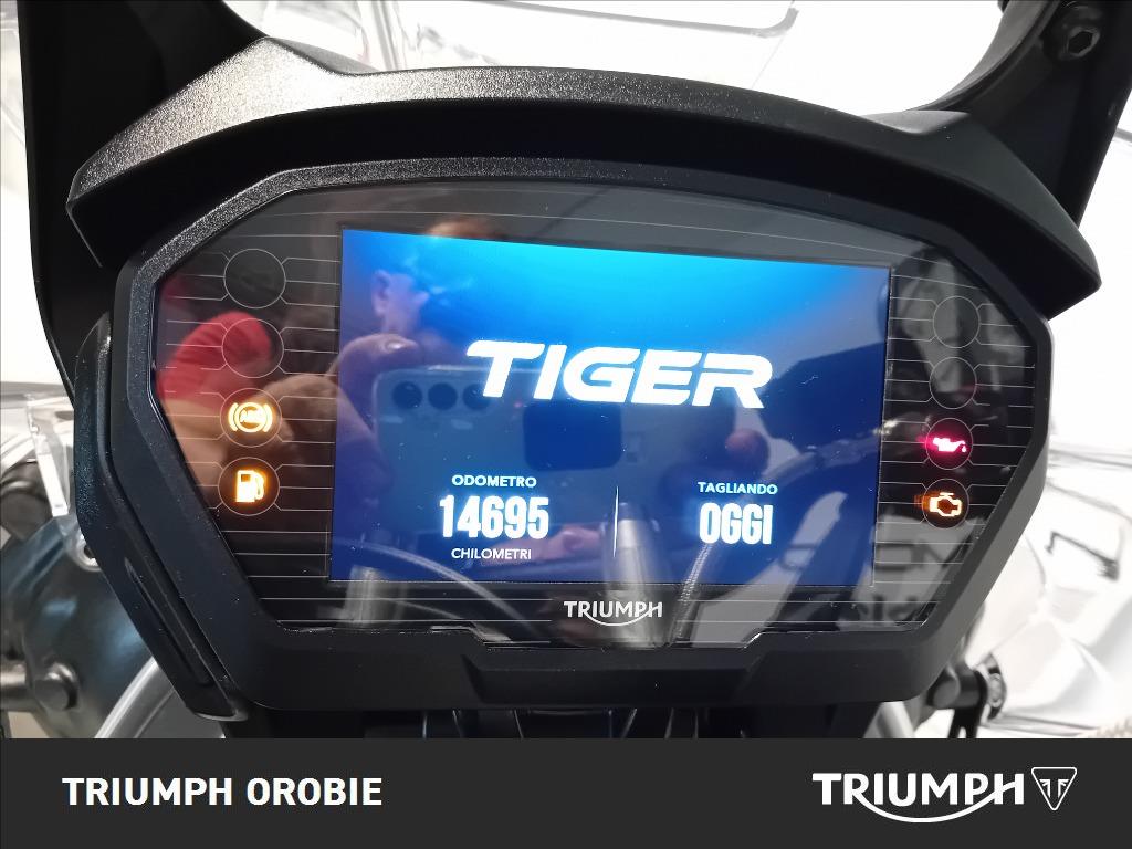 TRIUMPH Tiger 800 XCA Abs