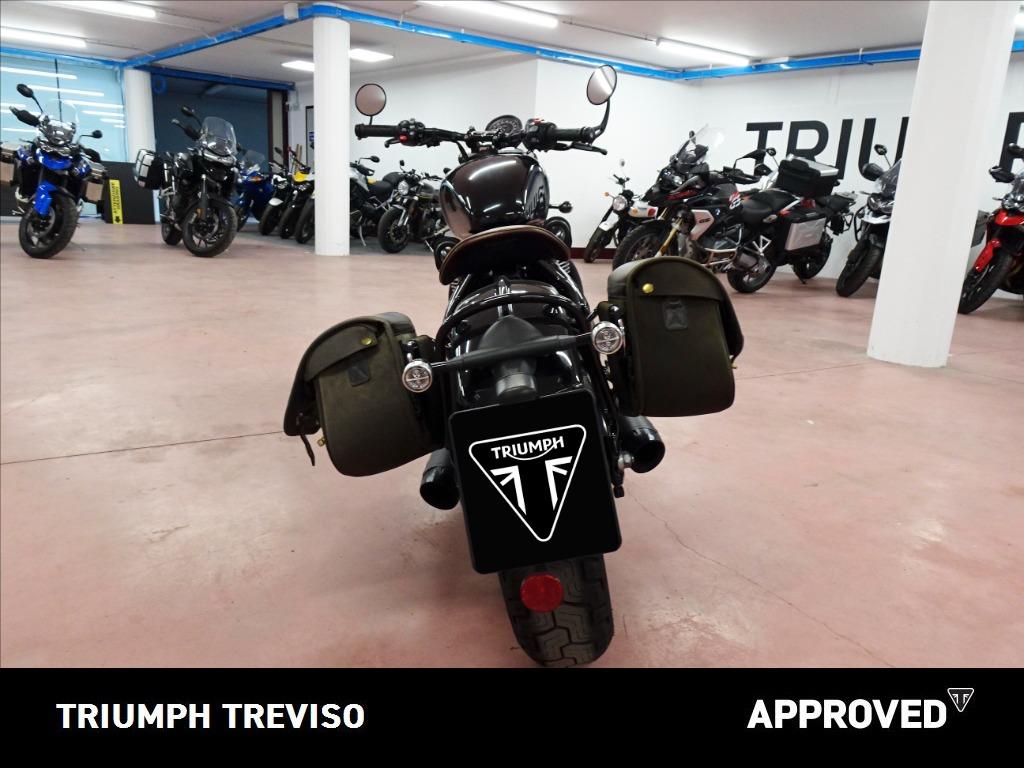 TRIUMPH Bonneville 1200 Bobber Black