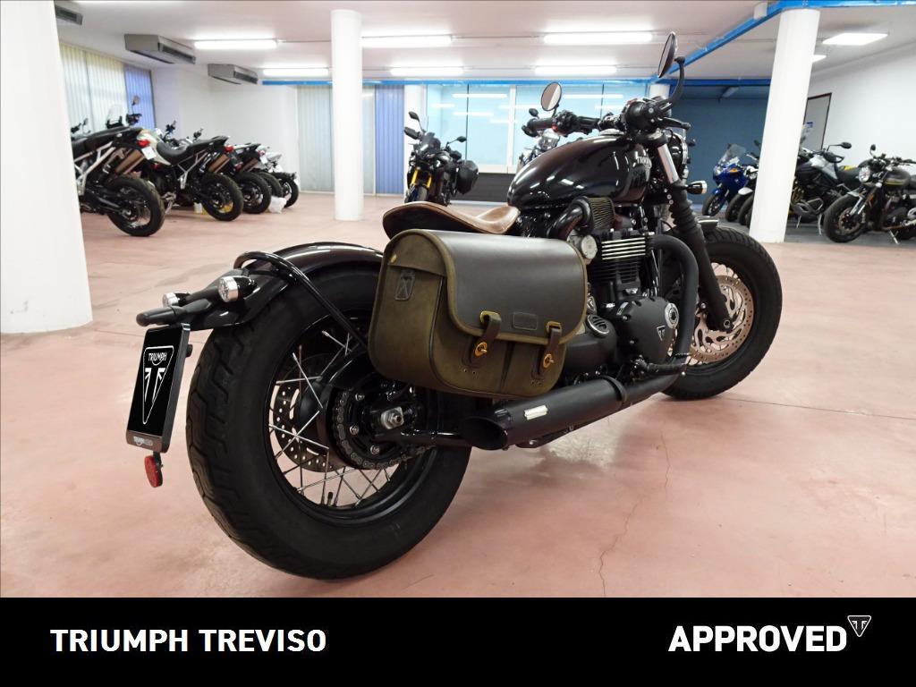 TRIUMPH Bonneville 1200 Bobber Black