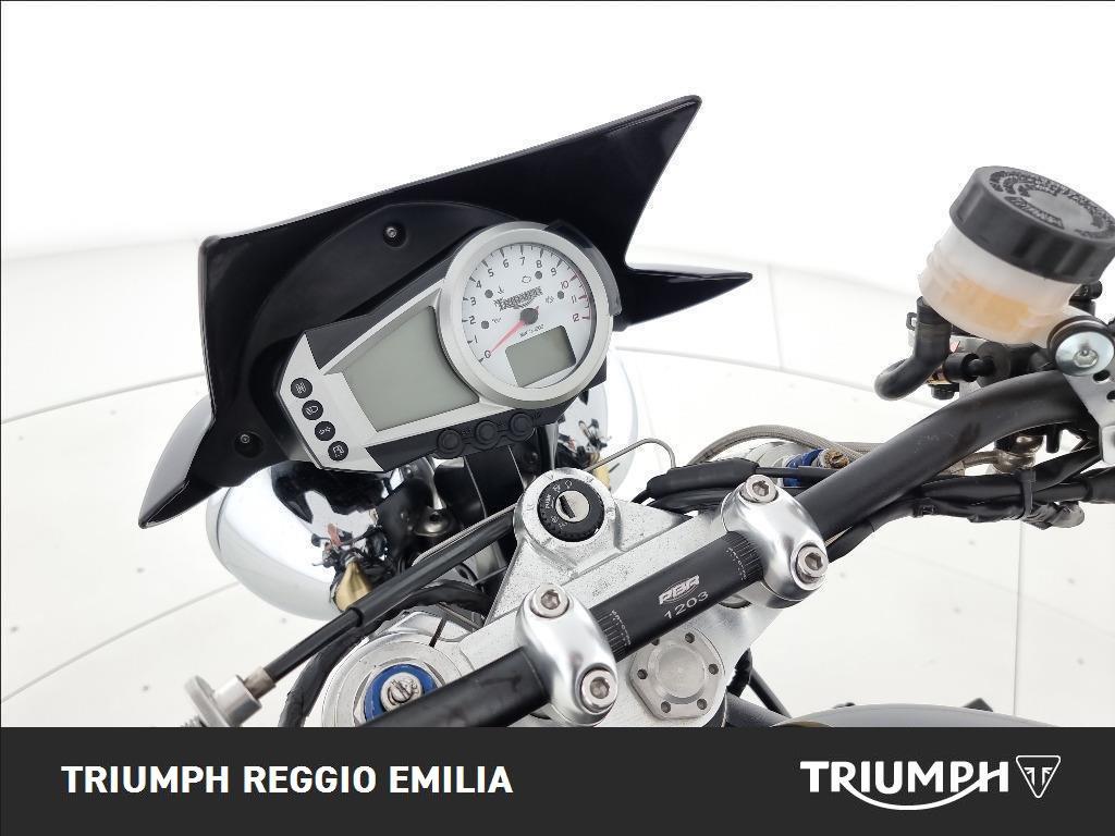 TRIUMPH Speed Triple 1050 