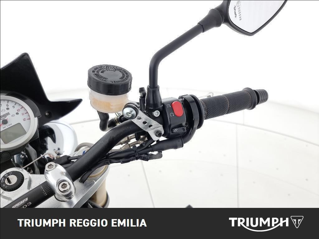 TRIUMPH Speed Triple 1050 