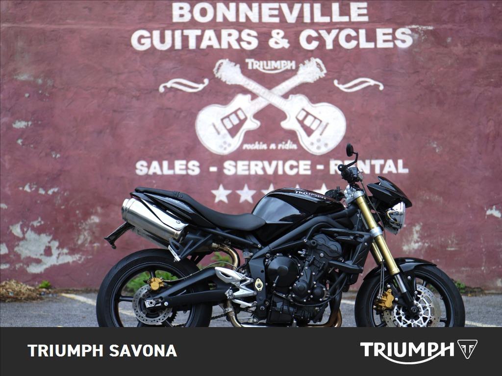 TRIUMPH Street Triple 675 