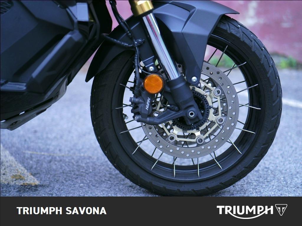 HONDA X-ADV 750 DCT Abs