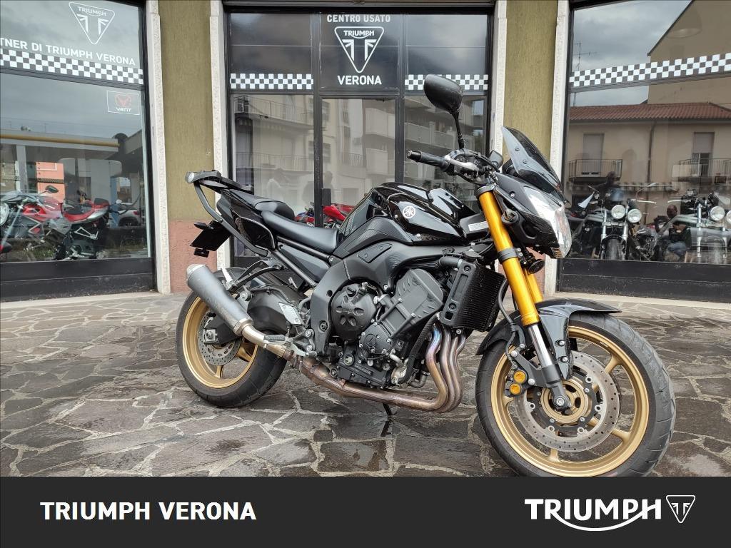 YAMAHA FZ8 780 