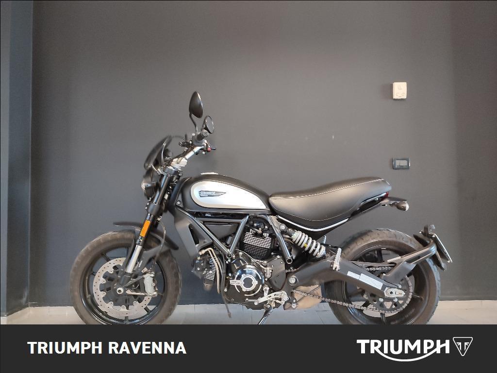 DUCATI Scrambler 800 Icon Dark