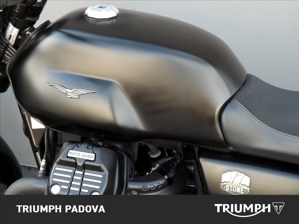MOTO GUZZI V7 850 Stone Abs