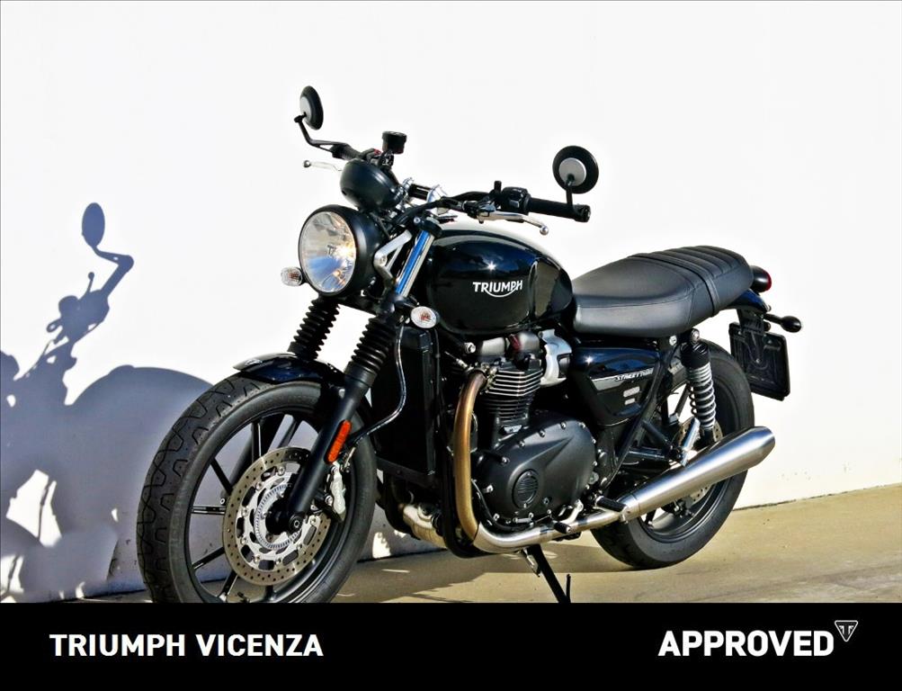 TRIUMPH Street Twin 900 