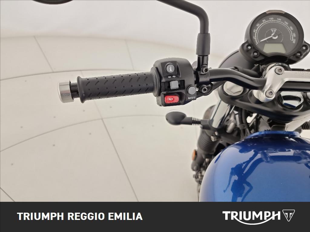 TRIUMPH Street Twin 900 
