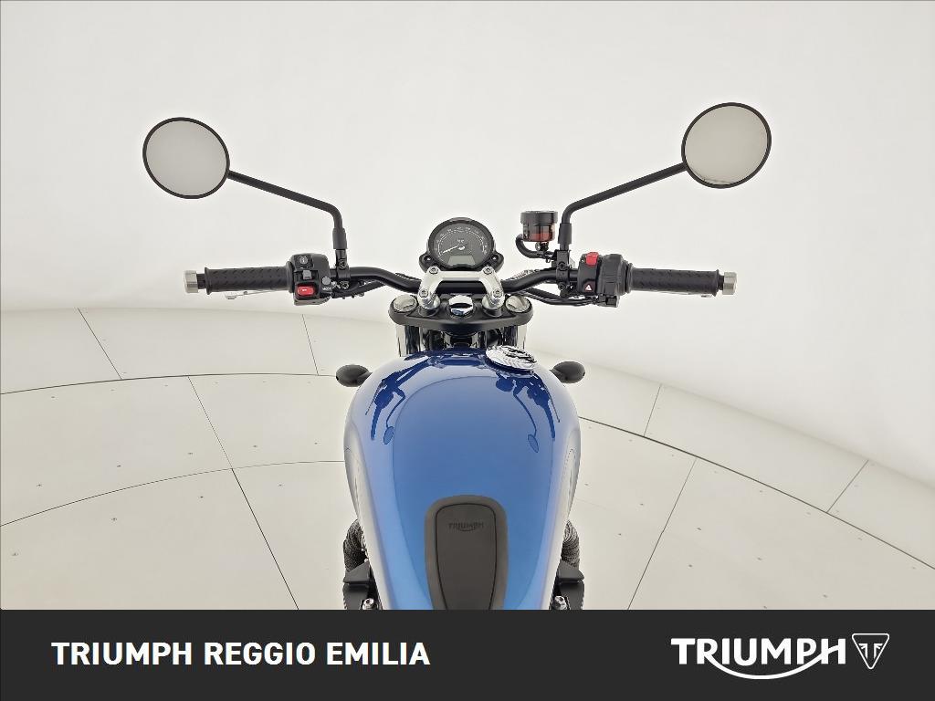 TRIUMPH Street Twin 900 