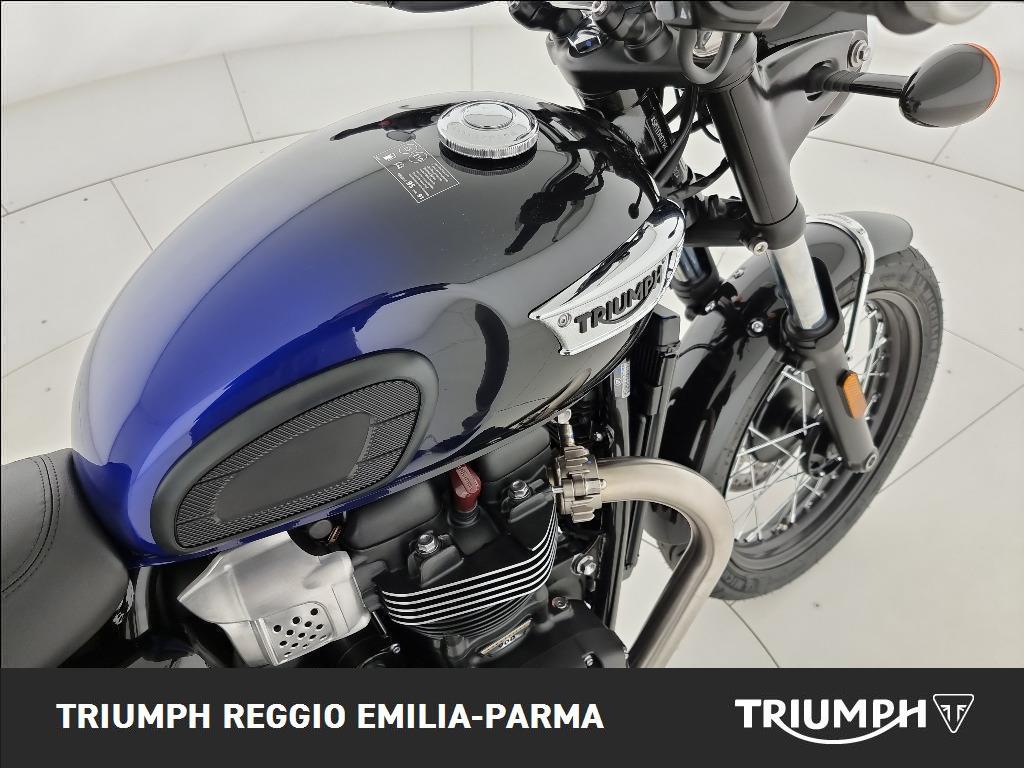 TRIUMPH Bonneville 900 T100 Stealth Edition
