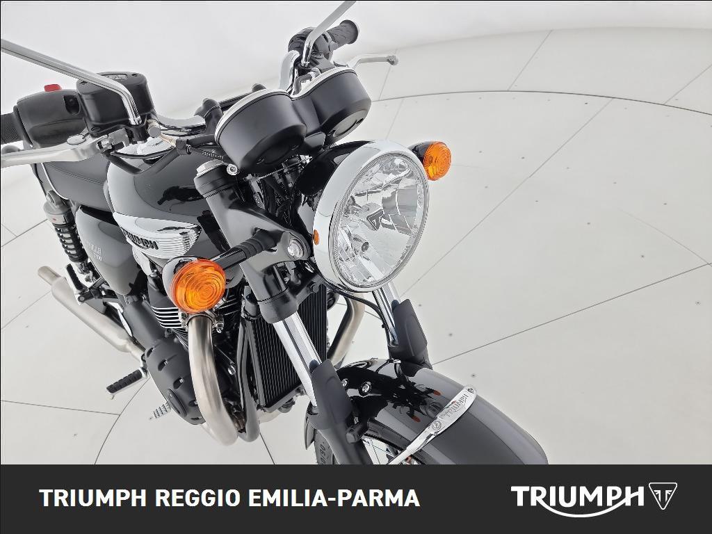 TRIUMPH Bonneville 900 T100 Stealth Edition