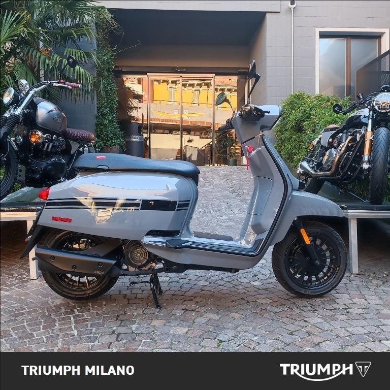 LAMBRETTA ITALIA V125 Special E5