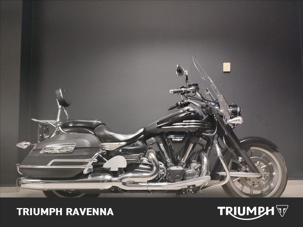 YAMAHA XVS 1900A Midnight Star 