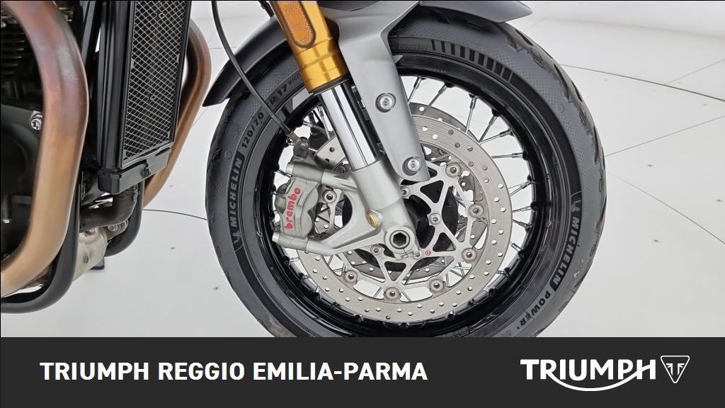 TRIUMPH Thruxton 1200 RS