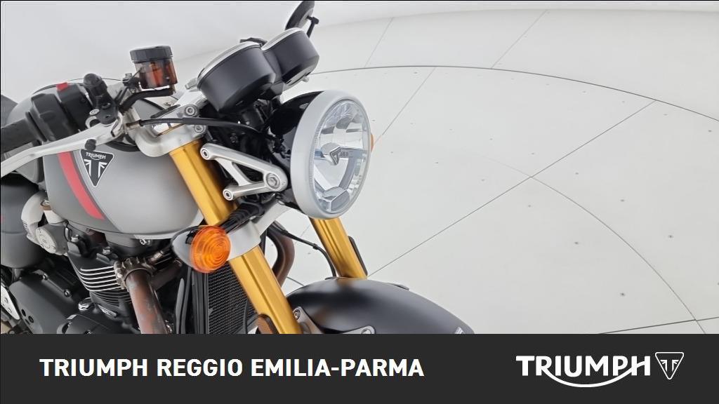 TRIUMPH Thruxton 1200 RS