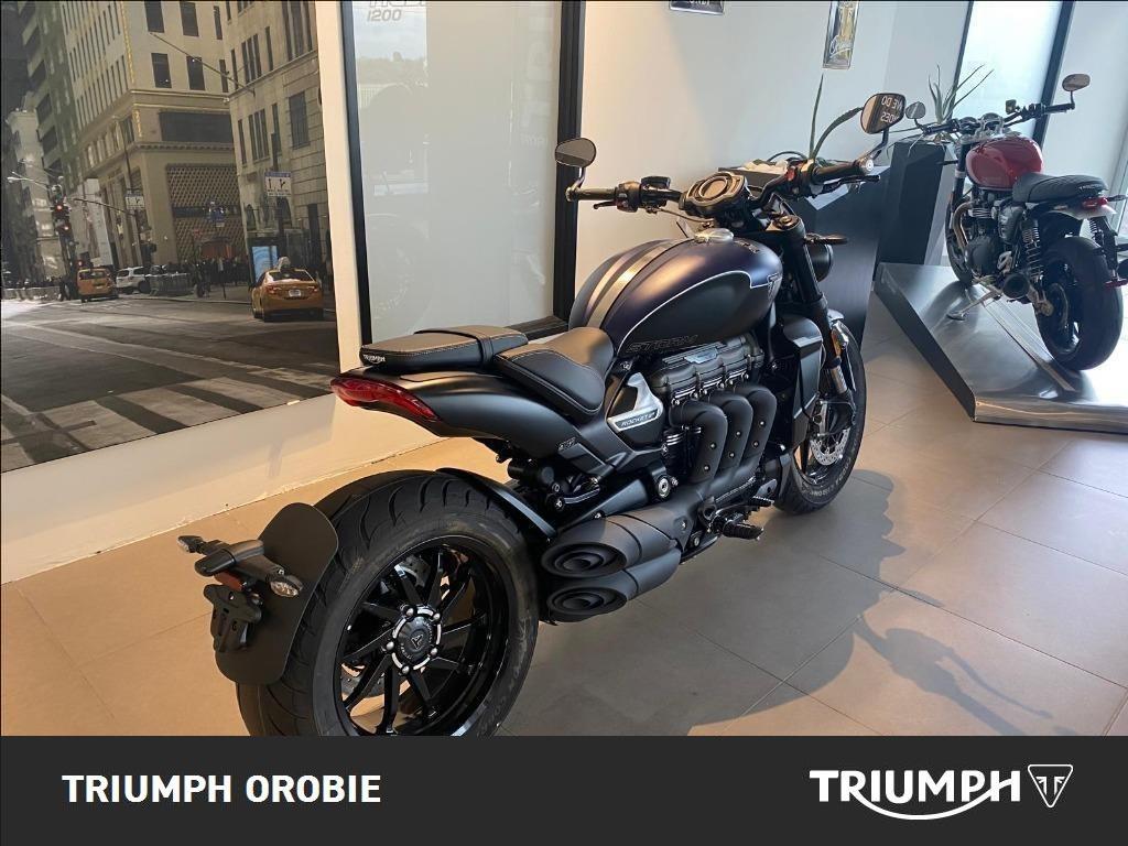 TRIUMPH Rocket III 2500 Storm R