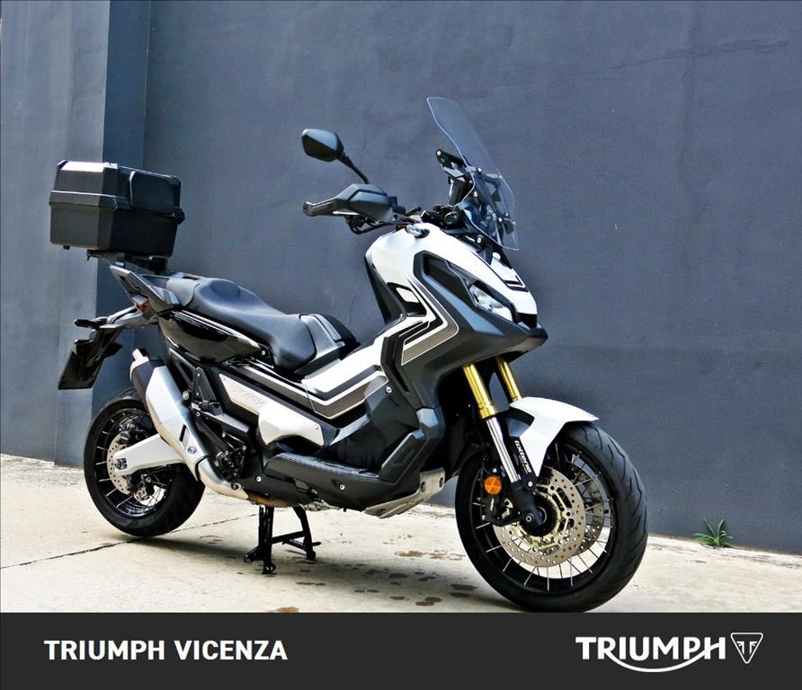 HONDA X-ADV 750 DCT Abs