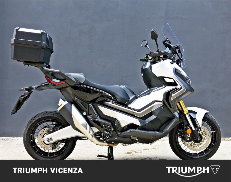 HONDA X-ADV 750 DCT Abs