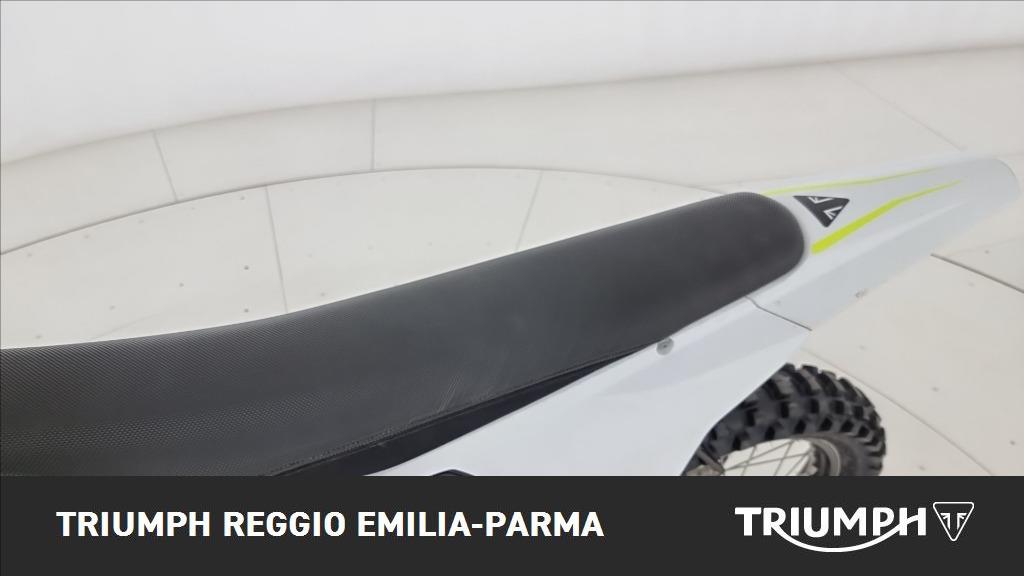 TRIUMPH TF 250 X Abs