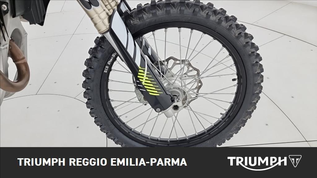 TRIUMPH TF 250 X Abs