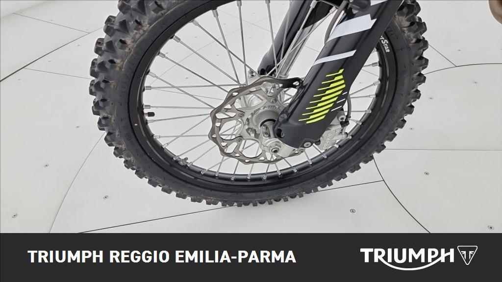 TRIUMPH TF 250 X Abs