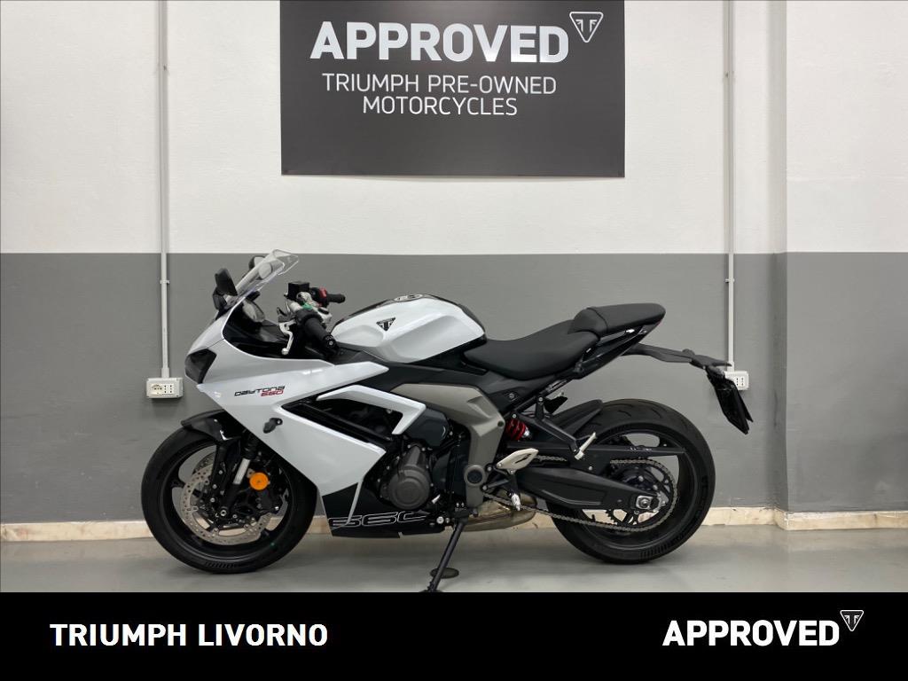 TRIUMPH Daytona 660 Abs