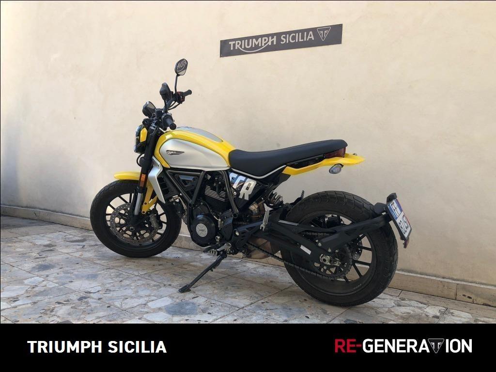 DUCATI Scrambler 800 Icon Yellow