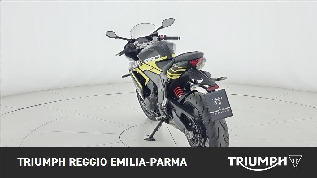TRIUMPH Daytona 660 Abs