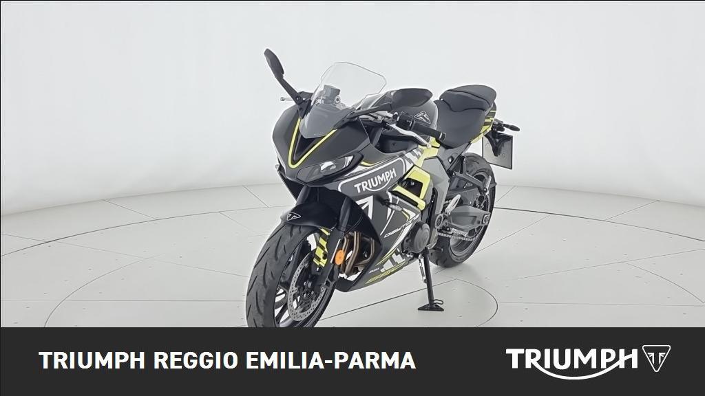 TRIUMPH Daytona 660 Abs
