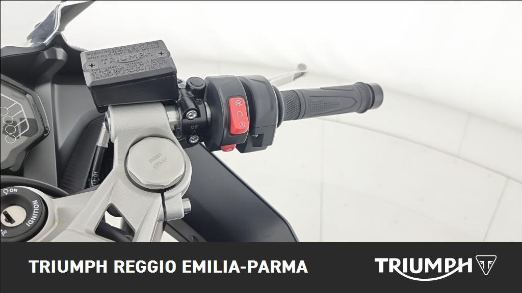 TRIUMPH Daytona 660 Abs