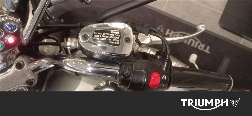 TRIUMPH Bonneville 865 T100 