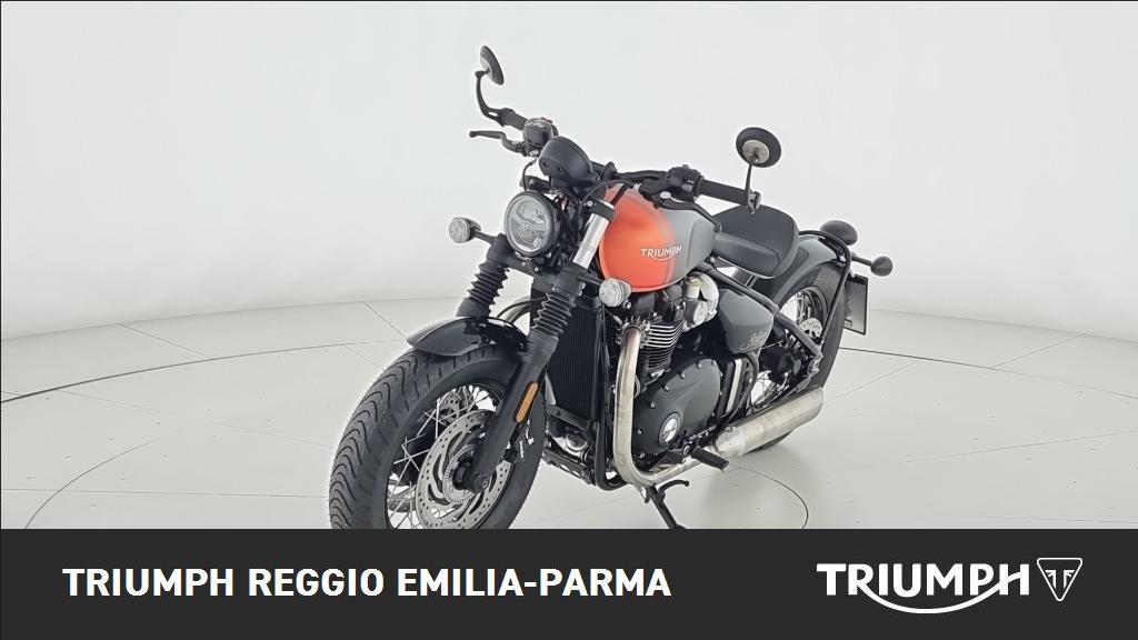 TRIUMPH Bonneville 1200 Bobber E5