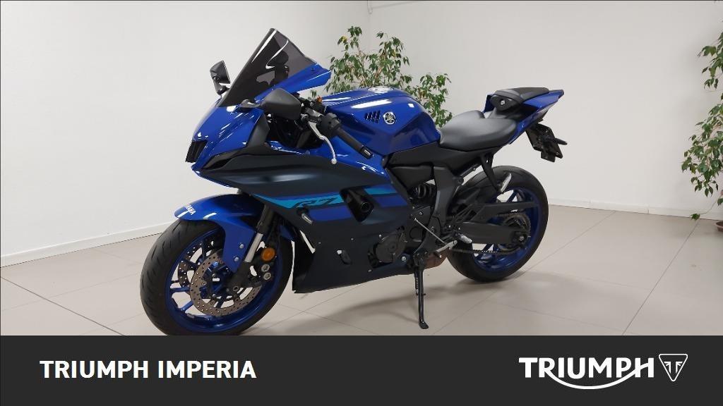 YAMAHA YZF R7 690 Abs