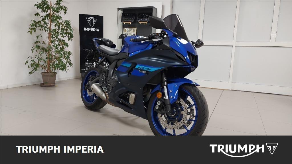 YAMAHA YZF R7 690 Abs