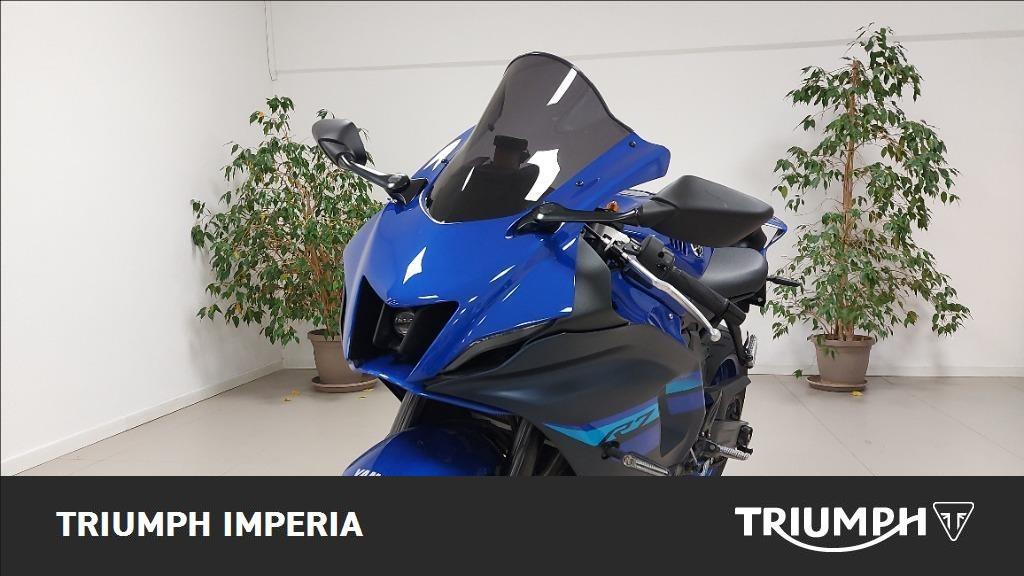 YAMAHA YZF R7 690 Abs