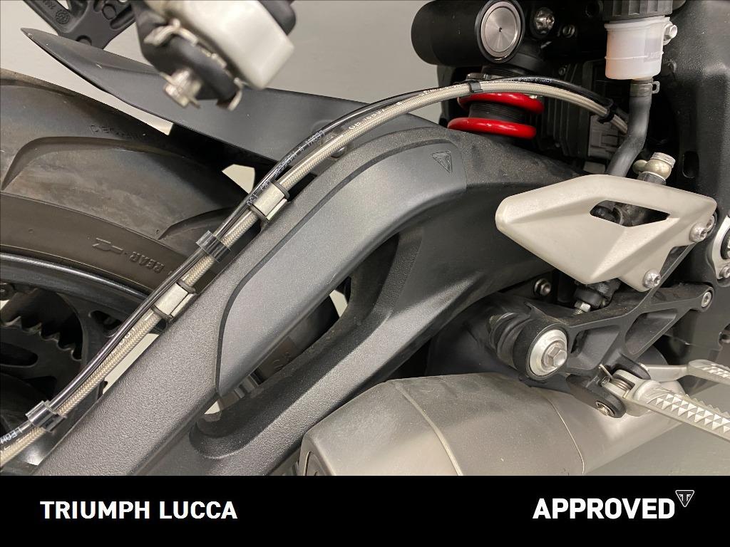 TRIUMPH Street Triple 765 R