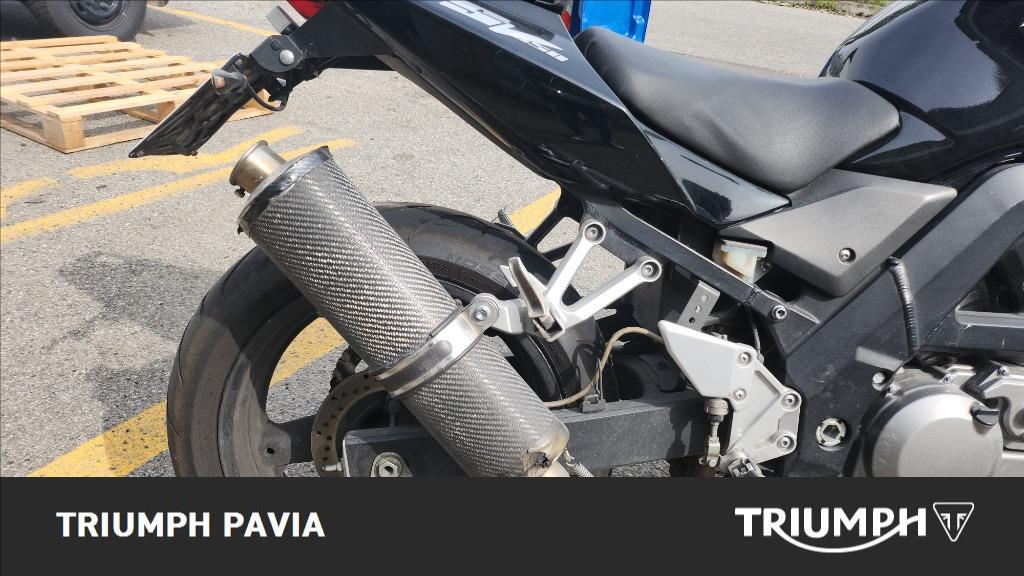 SUZUKI SV 650 