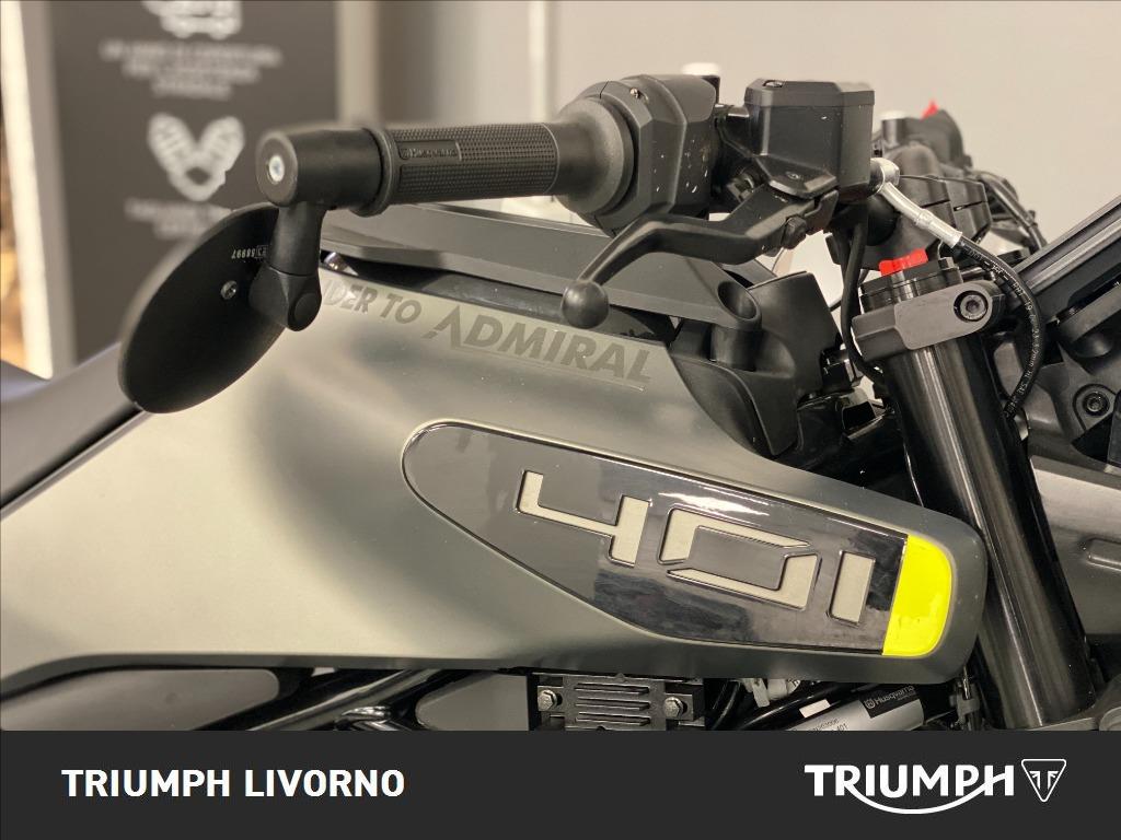 HUSQVARNA Svartpilen 401 4T