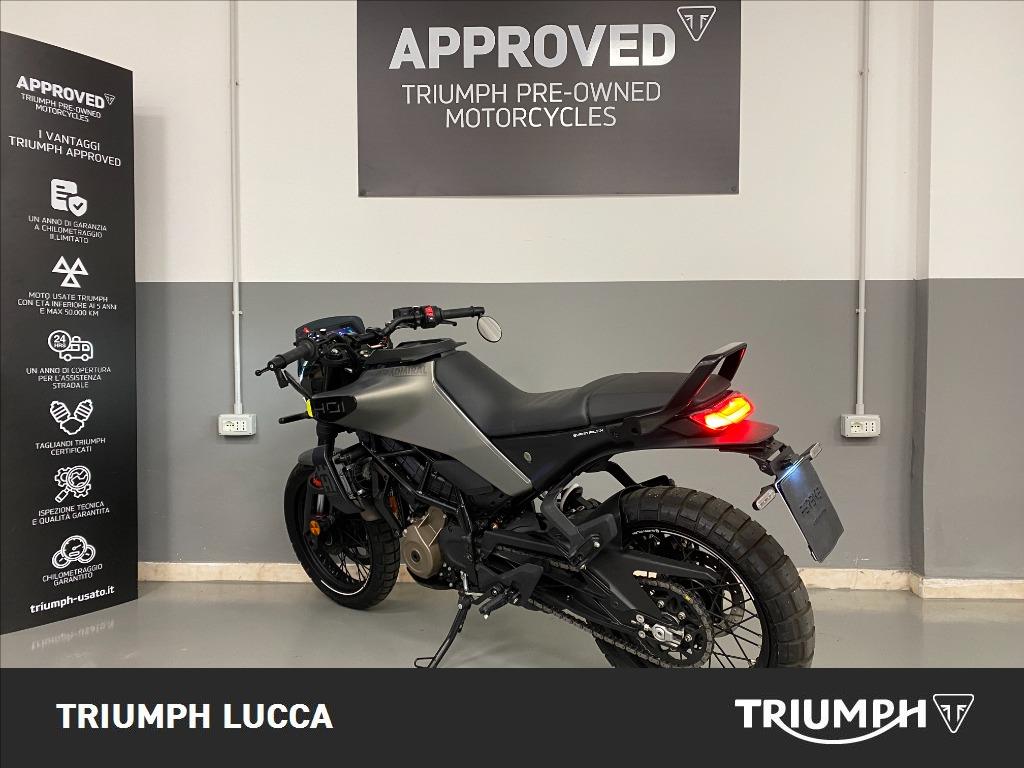 HUSQVARNA Svartpilen 401 4T