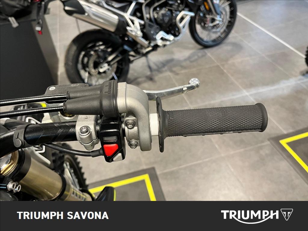 TRIUMPH TF 250 X Abs