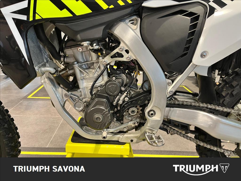 TRIUMPH TF 250 X Abs