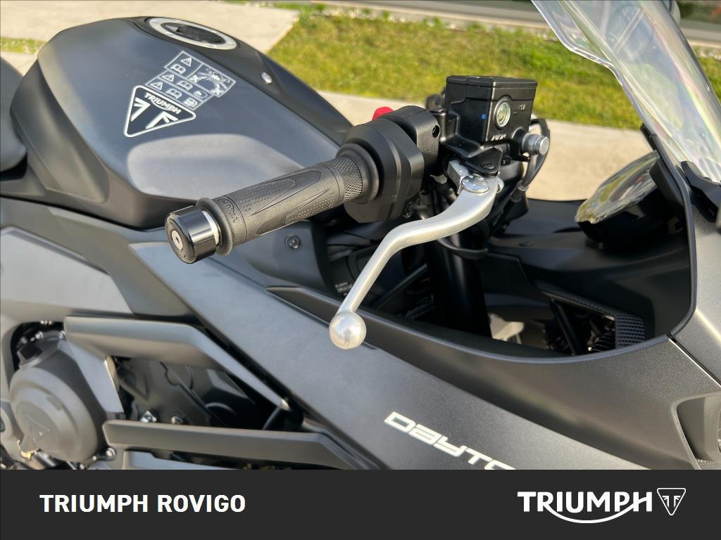 TRIUMPH Daytona 660 Abs