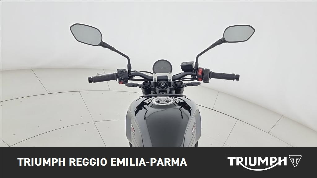 TRIUMPH Trident 660 Jet Black Abs