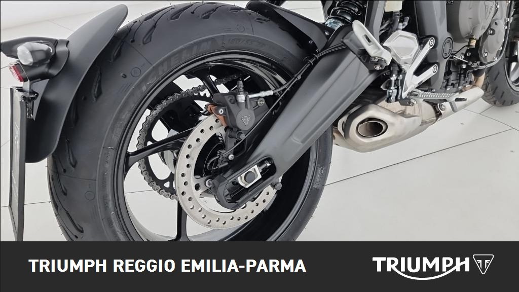 TRIUMPH Trident 660 Jet Black Abs