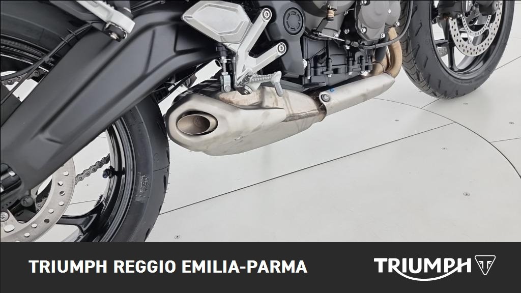 TRIUMPH Trident 660 Jet Black Abs