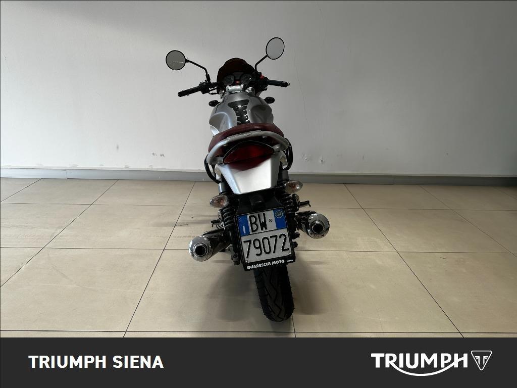 MOTO GUZZI Breva 750 