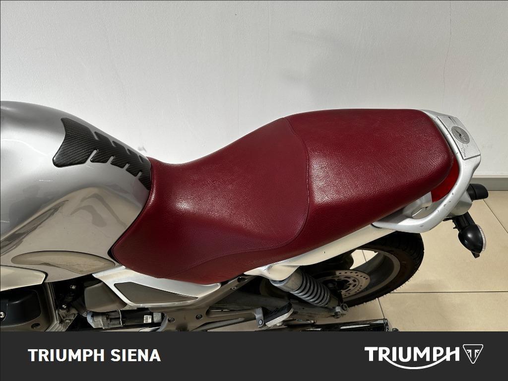 MOTO GUZZI Breva 750 